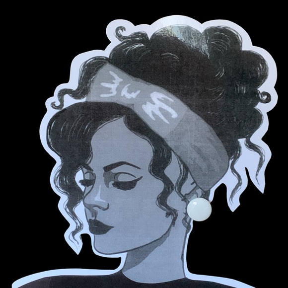 JAPAN Milk Glass White Antique Round Clip On Earrings Woman’s Vintage Jewelry - Picture 3 of 7